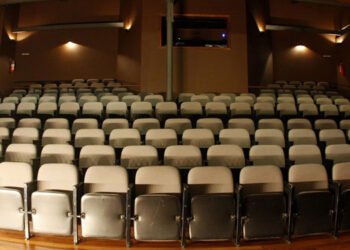 Platéia do Teatro José Maria Santos. Imagem: Divulgação.