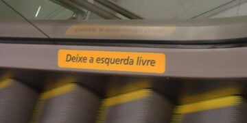 "Deixe a esquerda livre", crônica de Alejandro Mercado.