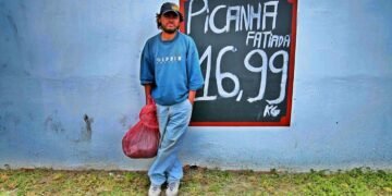 'Gastronomia Urbana' faz do pão metáfora para crítica social