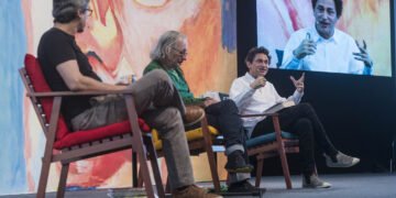 A Cidade e o Território Flip A Escotilha