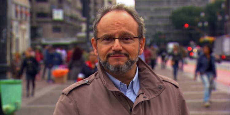 A moralidade simplória dos formatos jornalísticos de câmera escondida