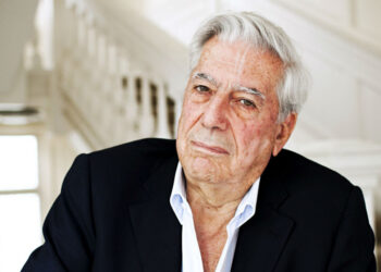 O peruano Mario Vargas Llosa