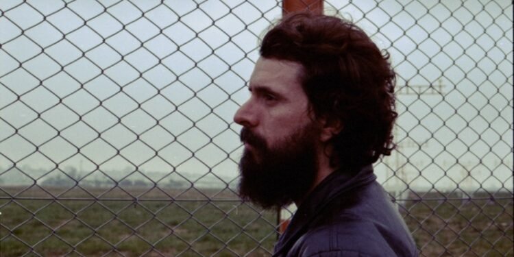 'Eles Vieram e Roubaram Sua Alma': O filme como metáfora da vida - Olhar de Cinema