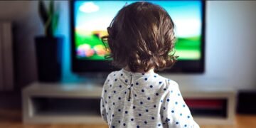 Pais podem ver televisão?