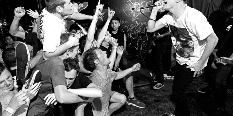 Touché Amoré Stage Four