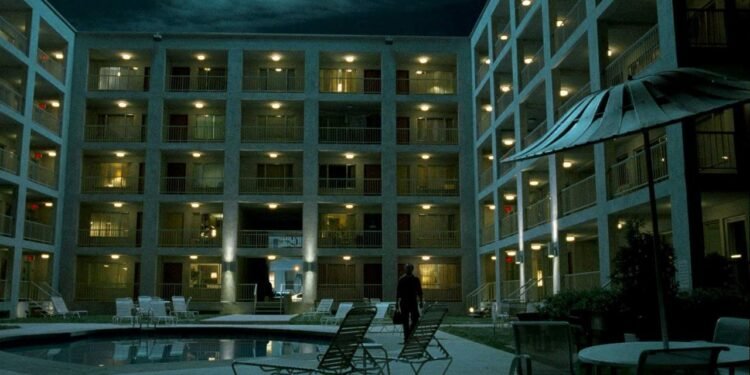 cena de a dama na água, filme de m. night shyamalan