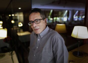 César Aira teve 'Os Fantasmas' finalmente publicado no Brasil