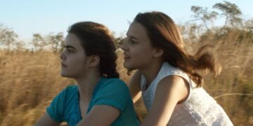 ‘As duas Irenes’ aborda as minúcias da adolescência feminina