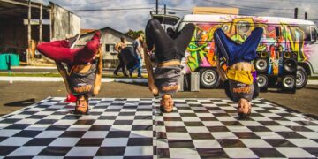 Kingston Kombi movimenta o hip-hop