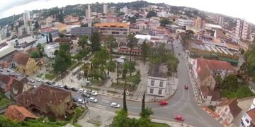 "São-bentinhas", crônica de Henrique Fendrich.