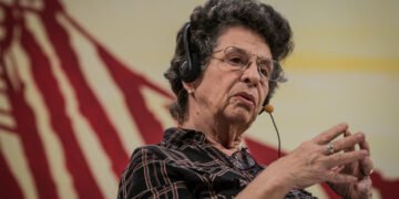 Maria Valéria Rezende - Outros cantos