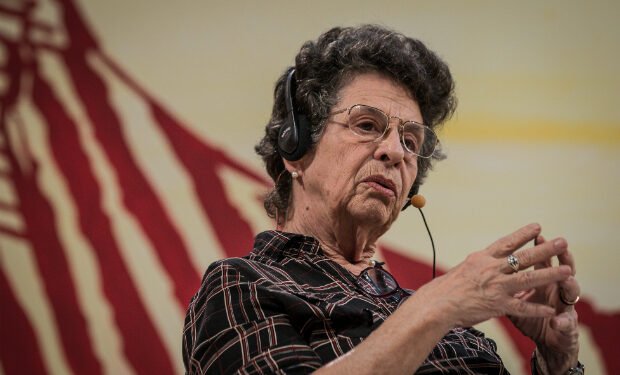Maria Valéria Rezende - Outros cantos