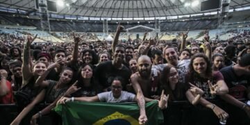 Queens of the Stone Age e Foo Fighters no Maracanã