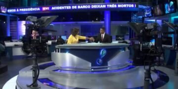 Luciana Camargo e Rodrigo Cabral compõem, na RedeTV!, a primeira bancada negra na televisão brasileira