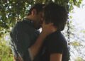 Ionan e Maura se beijam em 'Segundo Sol'