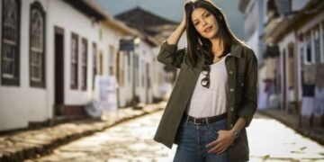 A atriz Vitória Strada