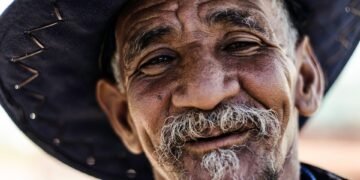 "O senhor do chapéu", crônica de Henrique Fendrich.