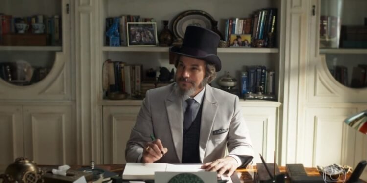 Dom Sabino (Edson Celulari) conta a história de sua família e amigos no final de 'O Tempo Não Para'. Imagem: Reprodução/TV Globo.