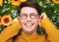 'Special': nova série mostra a vida de um jovem gay com paralisia cerebral