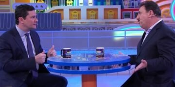 Sergio Moro no palco do 'Programa do Ratinho'