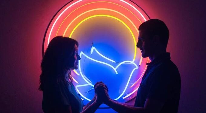 Dira Paes e Julio Machado são missionários da igreja Divino Amor. Imagem: Divulgação.