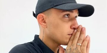 A polêmica com MC Gui traz à tona importantes reflexões sobre o comportamento diário nas redes sociais. Imagem: Divulgação.