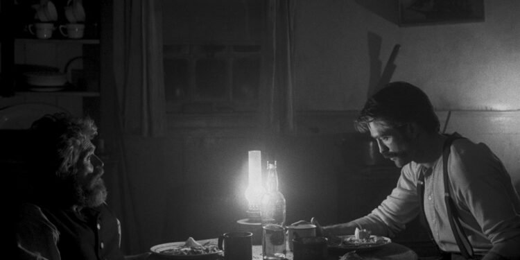 Cena do filme 'O Farol'. Imagem: Reprodução.