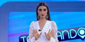 Chris Flores, apresentadora do 'Triturando'. Imagem: Reprodução.