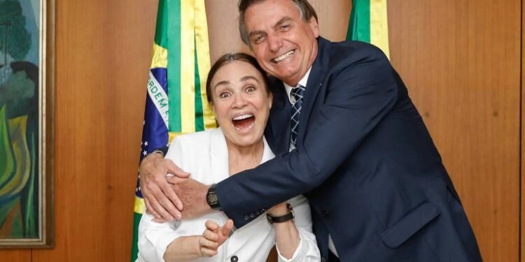 Regina Duarte deixou Secretaria Especial de Cultura do governo de Jair Bolsonaro. Imagem: Reprodução.