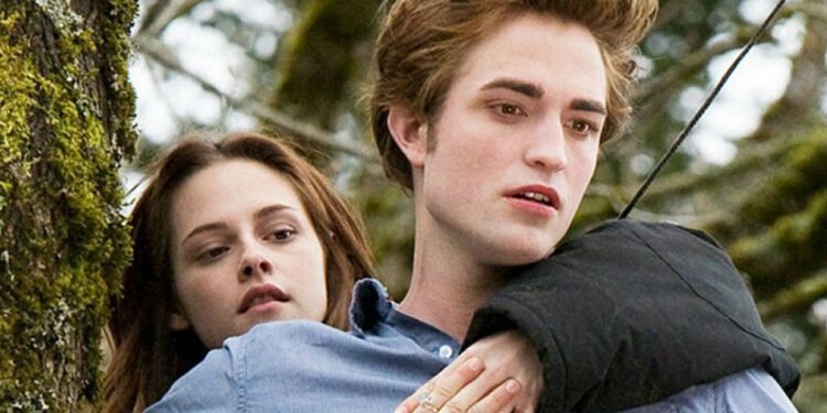 Edward Cullen e Bella Swan, interpretados no cinema, respectivamente, por Robert Pattinson e Kristen Stewart: história de amor pelo ponto de vista do vampiro no recém-lançado 'Sol da Meia-Noite'