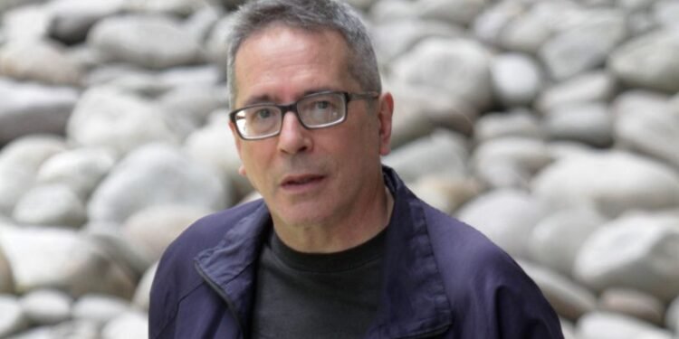 César Aira, autor de Os Fantasmas