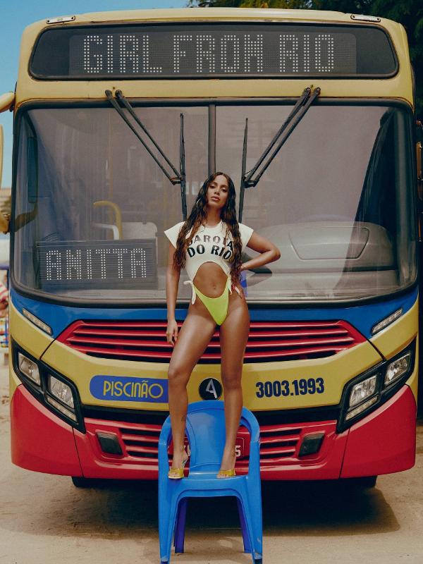 Capa de Girl From Rio, de Anitta