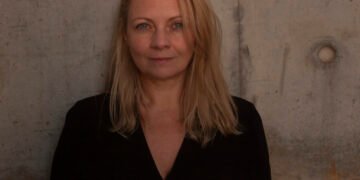 ‘Eva’, de Nara Vidal, explora as consequências de uma relação tóxica entre mãe e filha