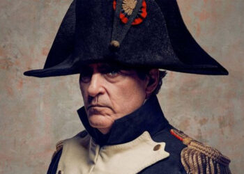 Joaquin Phoenix como Napoleão Bonaparte