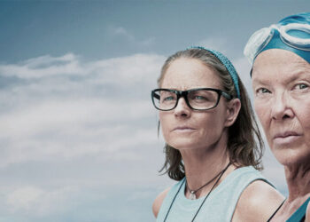 Jodie Foster e Annette Bening têm atuações memoráveis em 'Nyad', em cartaz na Netflix. Imagem:Divulgação.