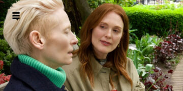 Tilda Swinton e Julianne Moore estrelam 'O Quarto ao Lado'. Imagem: Divulgação.