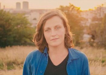 A escritora francesa Anne Pauly. Imagem:  Édition Verdier / Divulgação.