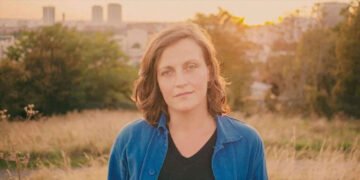 A escritora francesa Anne Pauly. Imagem:  Édition Verdier / Divulgação.