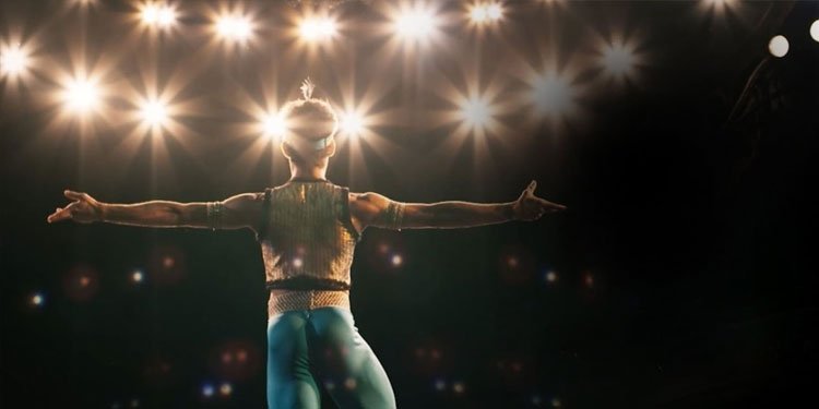 Bailarino chegou a uma das principais companhias do mundo. Imagem: Globo Filmes / Divulgação.