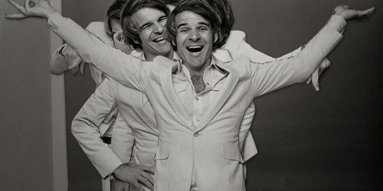 Steve Martin no auge de sua carreira. Imagem: A24 / Divulgação.