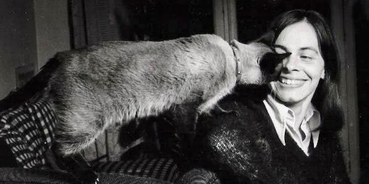 A escritora Cristina Peri Rossi, tida como a maior autora viva do Uruguai. Imagem: Reprodução.