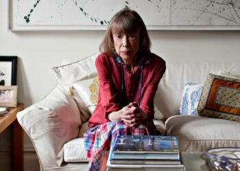 A escritora Joan Didion. Imagem: Dorothy Hong / Reprodução.