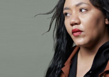 Ève Guerra venceu prêmio por seu primeiro romance, 'Repatriação'. Imagem: JF Paga / Divulgação.