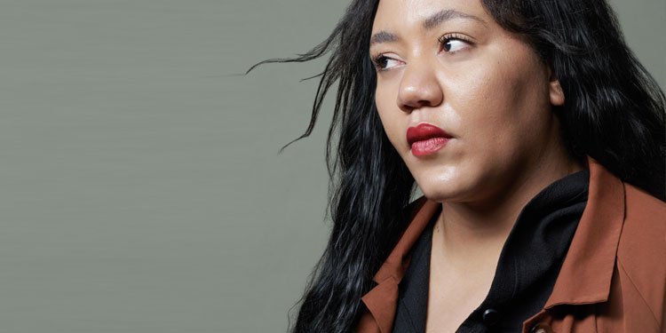 Ève Guerra venceu prêmio por seu primeiro romance, 'Repatriação'. Imagem: JF Paga / Divulgação.