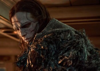 Jacob Elordi dá vida ao Frankenstein de Guillermo del Toro. Imagem: Bluegrass Films / Divulgação.