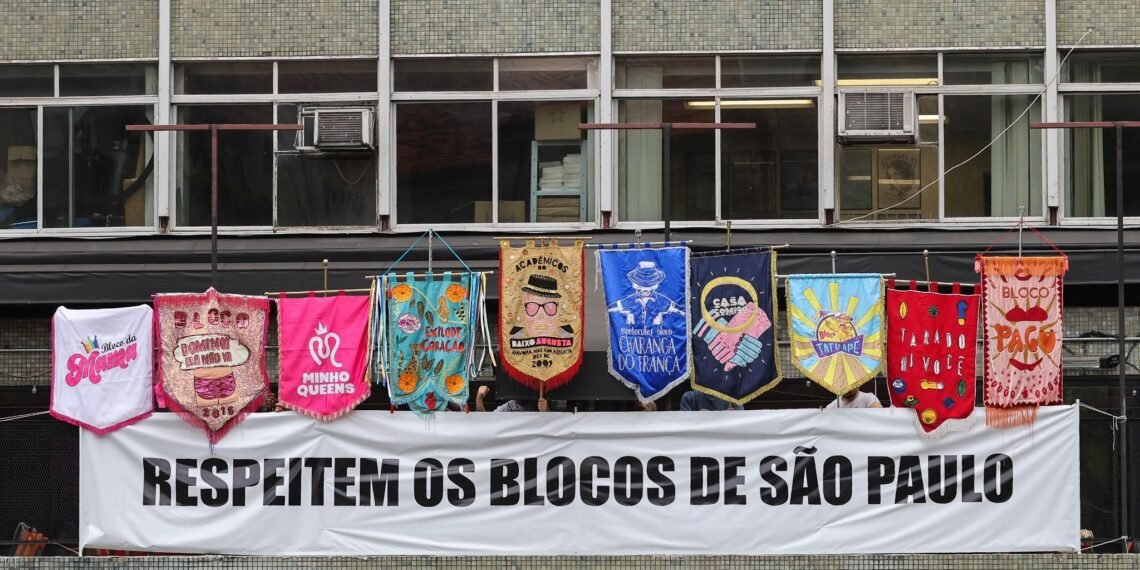 Blocos de São Paulo fazem ato coletivo em defesa do Carnaval de Rua. Imagem: Frâncio de Holanda / Reprodução.