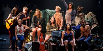 '(Um) Ensaio sobre a Cegueira' na montagem do Grupo Galpão. Imagem: Maringas Maciel.