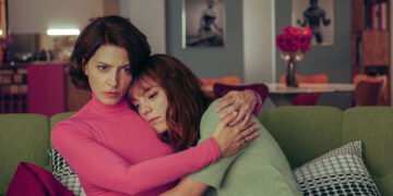 Bárbara Lennie e Victoria Luengo dão vida a Elsa e Patricia no nome filme de Pedro Almodóvar. Imagem: El Deseo / Divulgação.