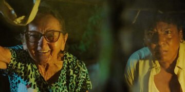 Tânia Maria e Rejane Faria dividem cena em 'Yellow Cake'. Imagem: Urânio Filmes / Divulgação.