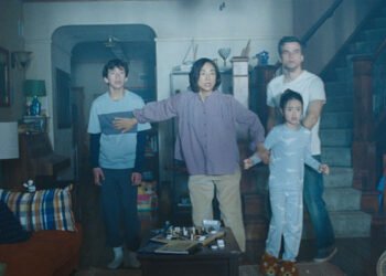 Greta Lee e Wagner Moura comandam a produção de Louis Leterrier para a Netflix. Imagem: 3 Arts Entertainment / Divulgação.